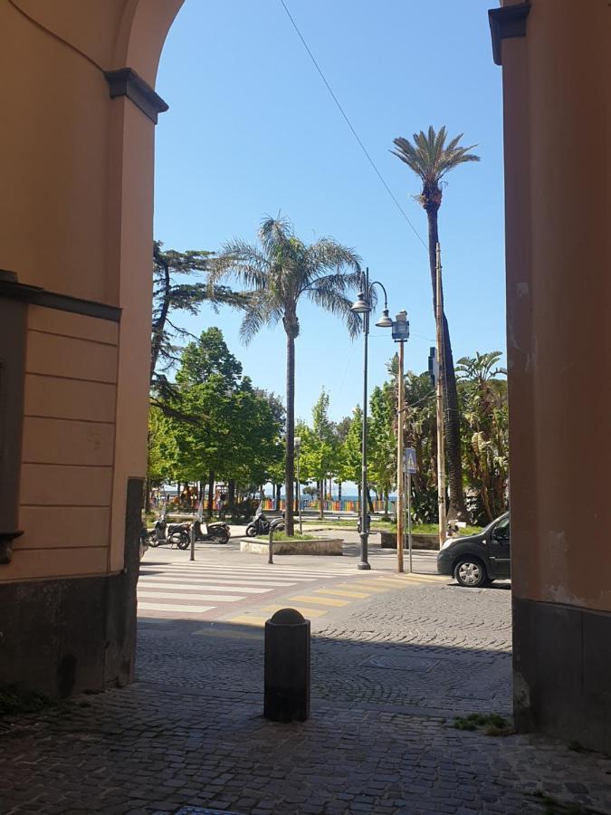 La Residenza Della Fenice Castellammare di Stabia Exterior photo