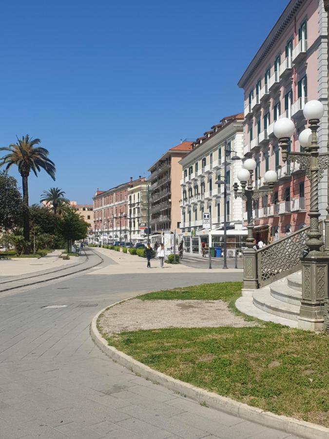 La Residenza Della Fenice Castellammare di Stabia Exterior photo